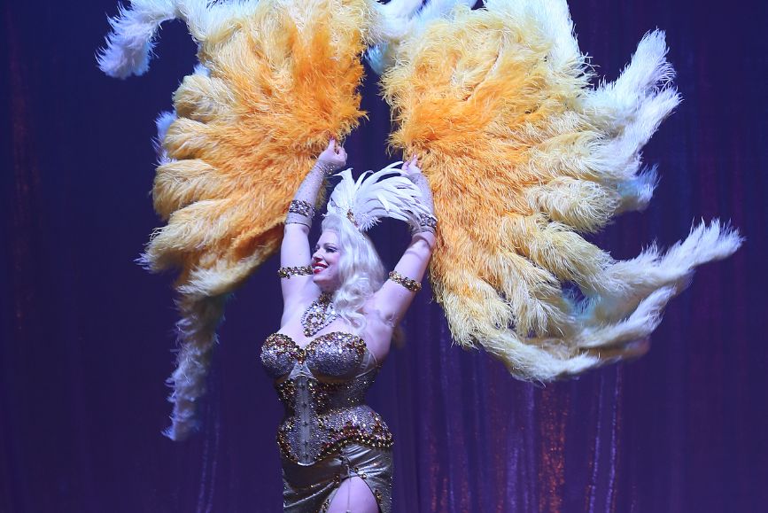 Divine Burlesque Show